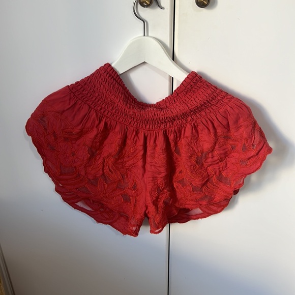 Women's Bohemian Free People Shorts - Picture 2 of 7